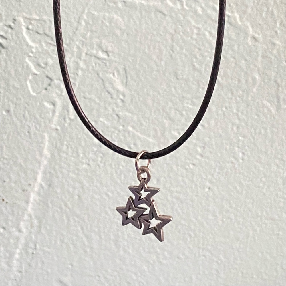 3 Star ⭐️ necklace